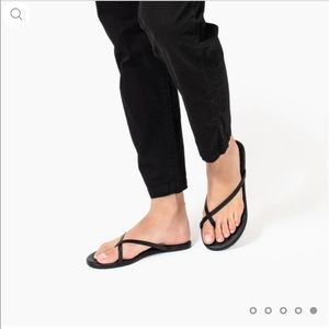 Tkees Riley Sandals, Brand New, Size 9